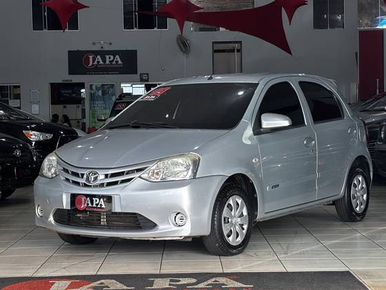 TOYOTA ETIOS 1.3 X 16V FLEX 4P MANUAL TOYOTA ETIOS 1.3 X 16V FLEX 4P MANUAL